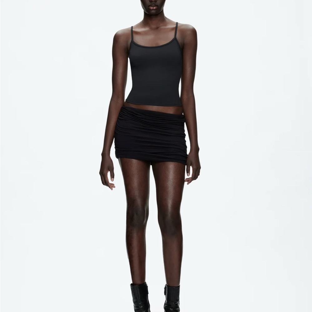 Tank Air Studio Tank - Size S, Color Black